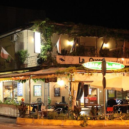 Eurotravel Bed And Car Hotel ลาสตรา อา ซินญา ภายนอก รูปภาพ